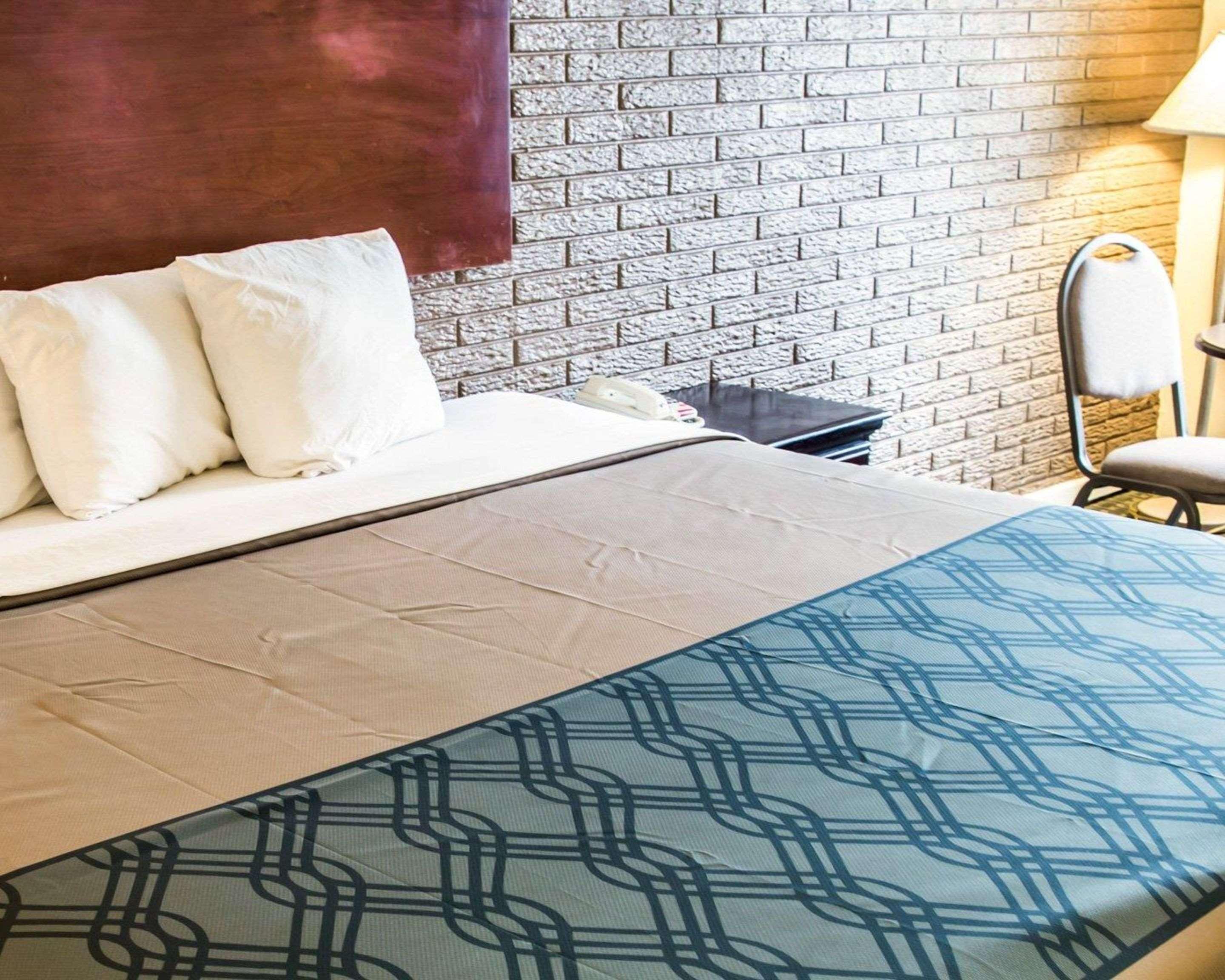 Rodeway Inn & Suites Wilmington North Dış mekan fotoğraf