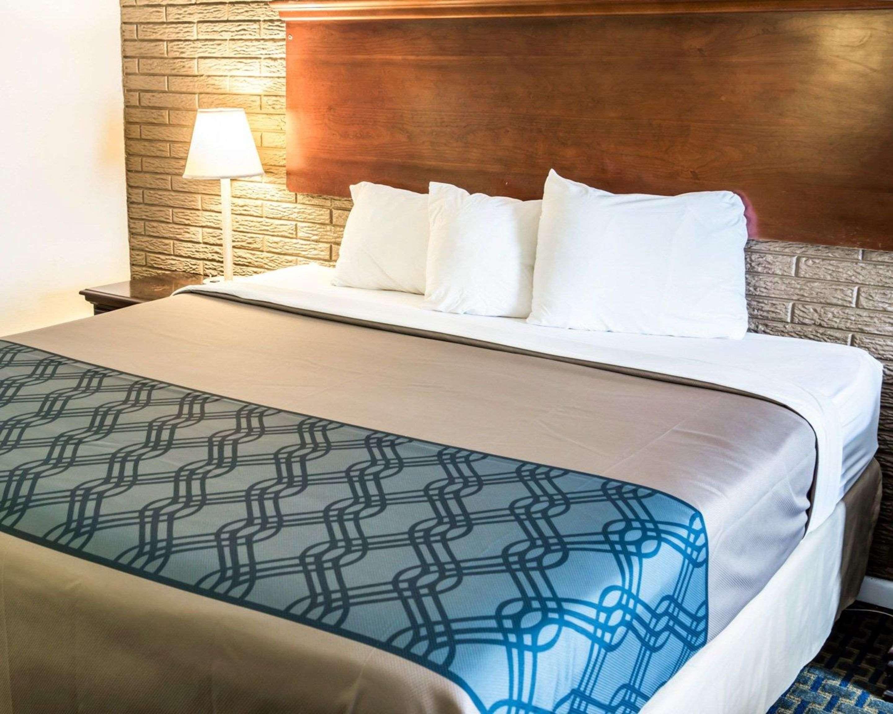 Rodeway Inn & Suites Wilmington North Dış mekan fotoğraf