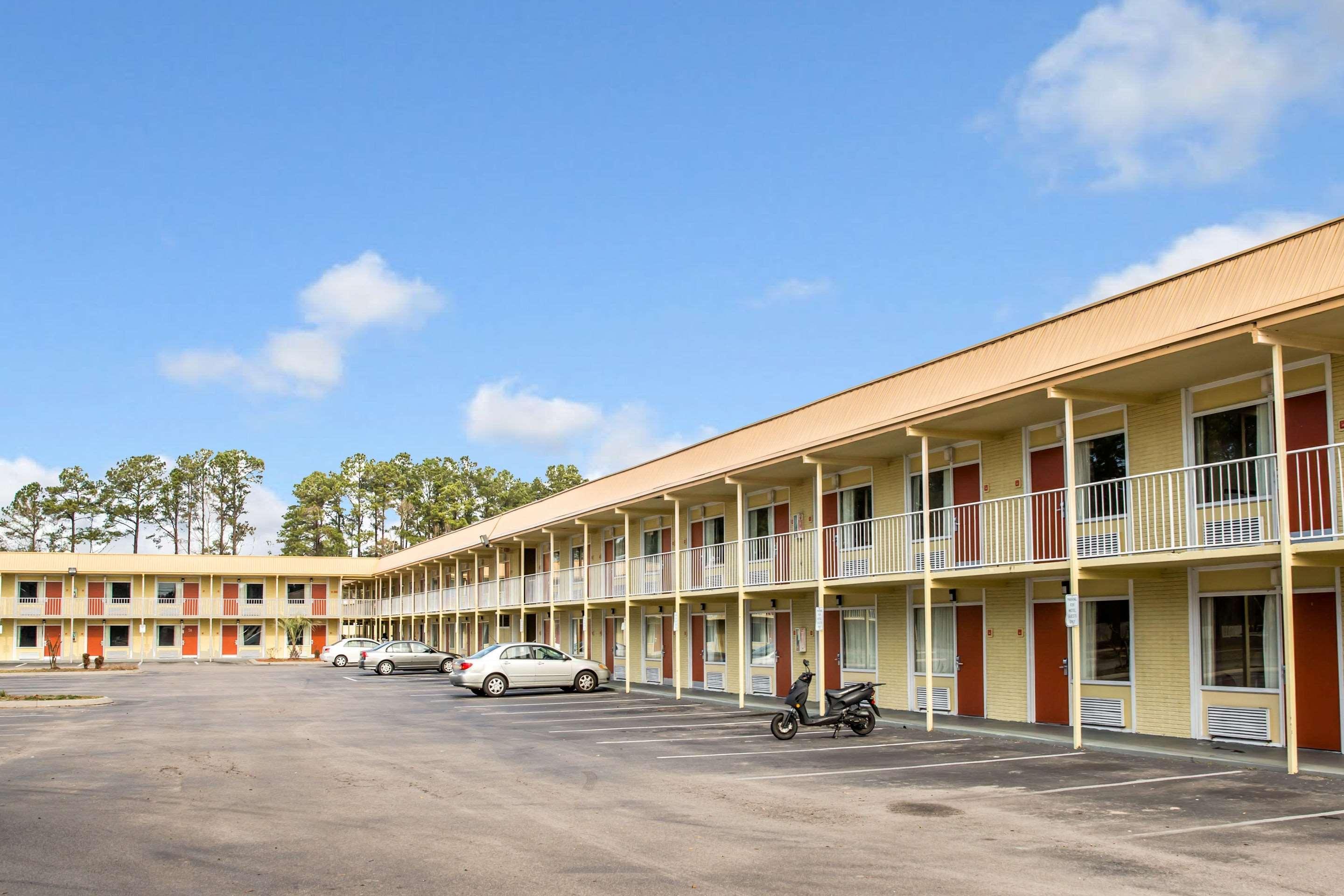 Rodeway Inn & Suites Wilmington North Dış mekan fotoğraf