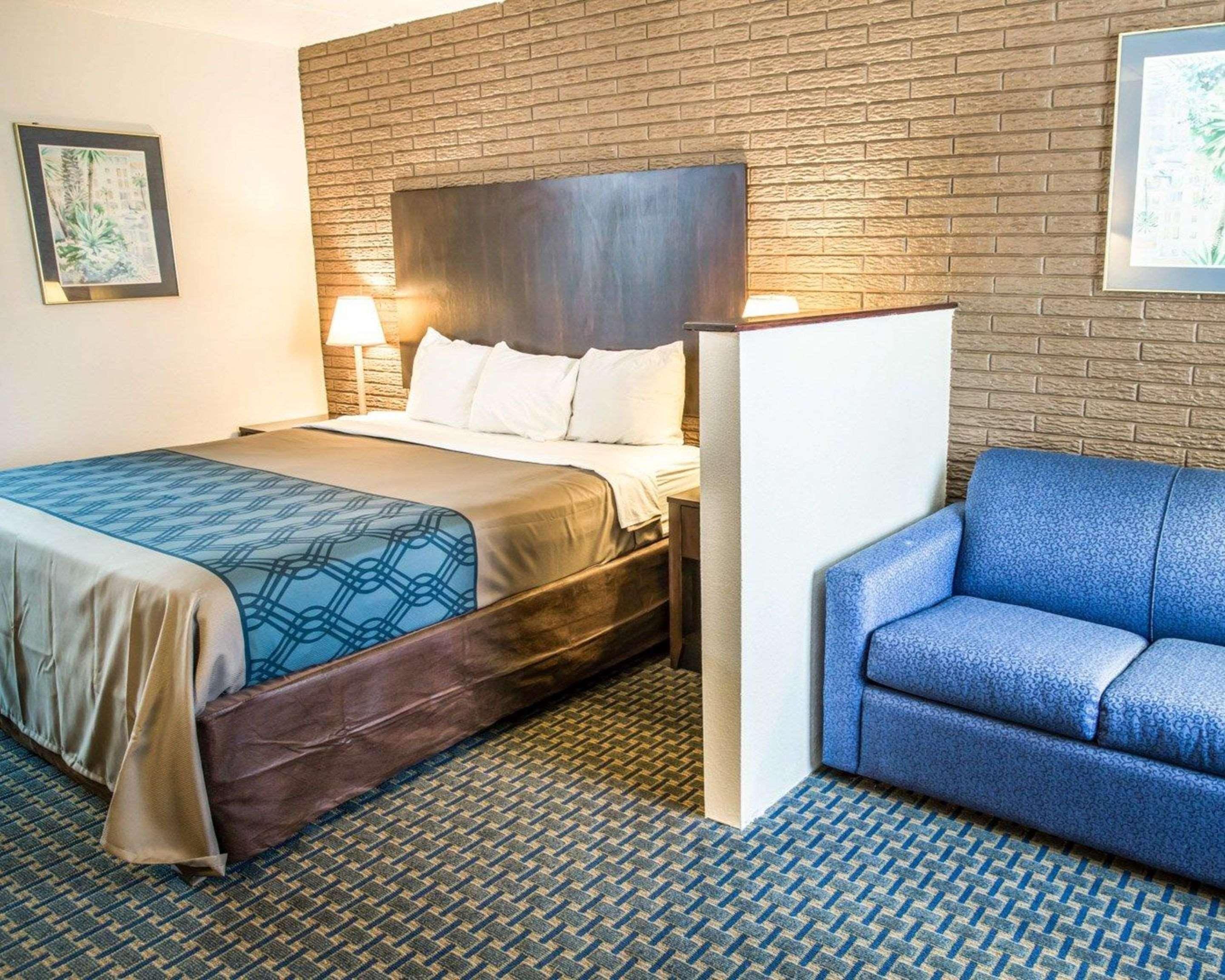 Rodeway Inn & Suites Wilmington North Dış mekan fotoğraf