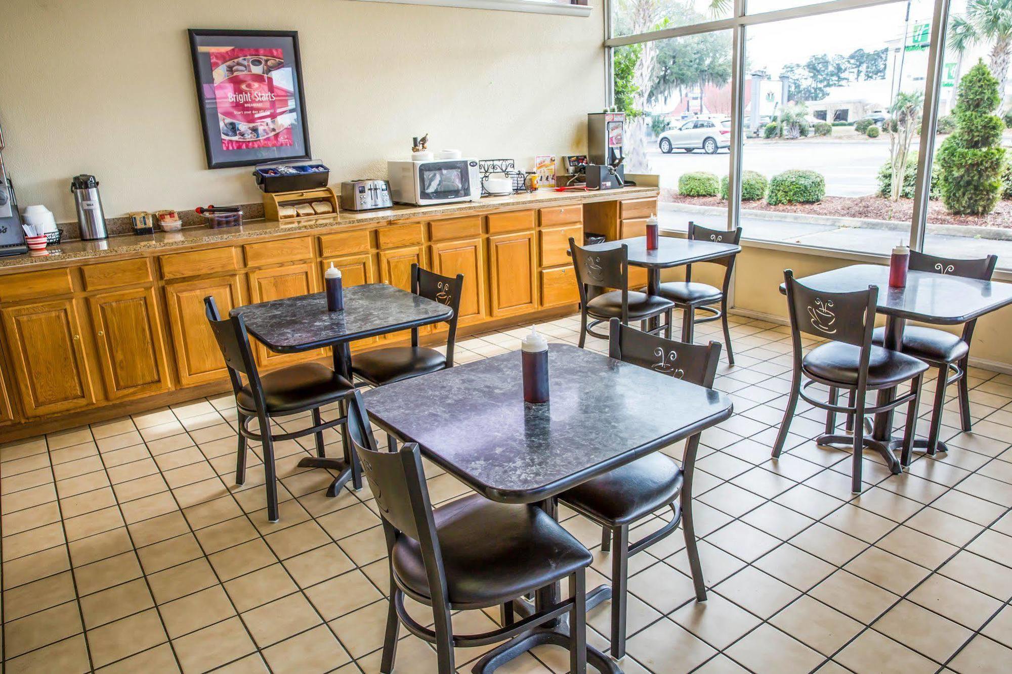 Rodeway Inn & Suites Wilmington North Dış mekan fotoğraf